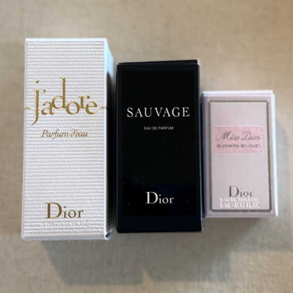 Dior + Minis Cream Gold Cosmetic Bag - Picture 5 of 6